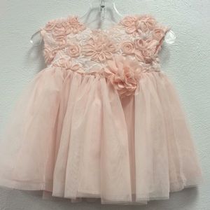 Girls dress size 6 months
